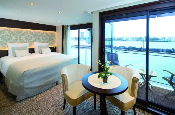 Interior of William Wordsworth deluxe balcony suite