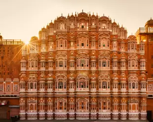 Hawa Mahal, five story sandstone palace featuring windows in a honeycomb-like fashion