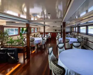 Stella Maris - Inside dining area