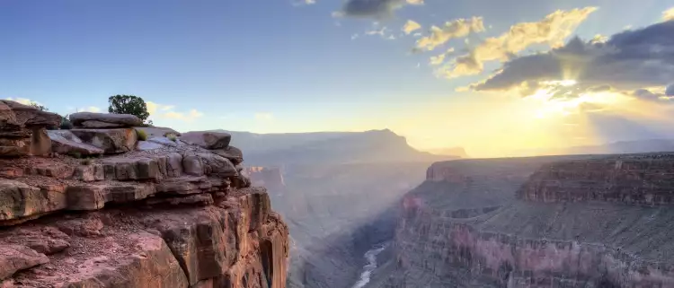 A sunrise view over the Grand Canyon and it's entrenched Colorado River