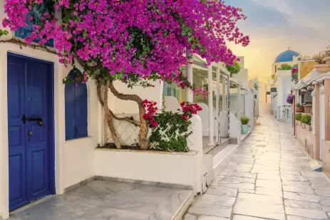 Streets of Oia, Santorini, Greece